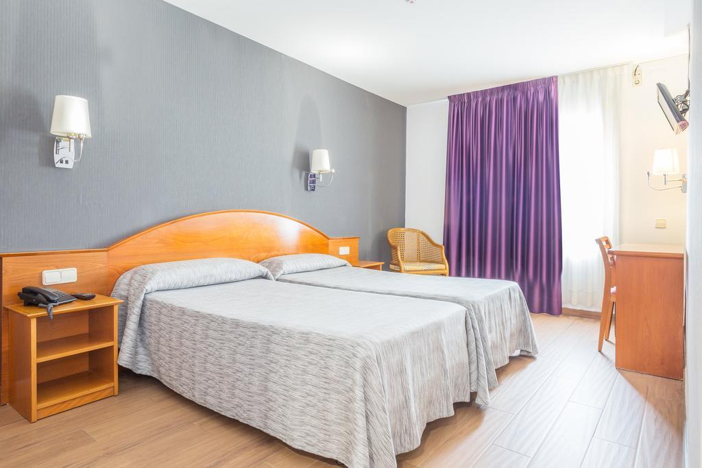 Hotel Cortes Rambla Βαρκελώνη Εξωτερικό φωτογραφία