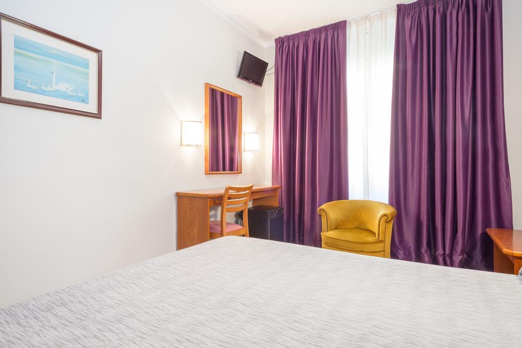 Hotel Cortes Rambla Βαρκελώνη Εξωτερικό φωτογραφία